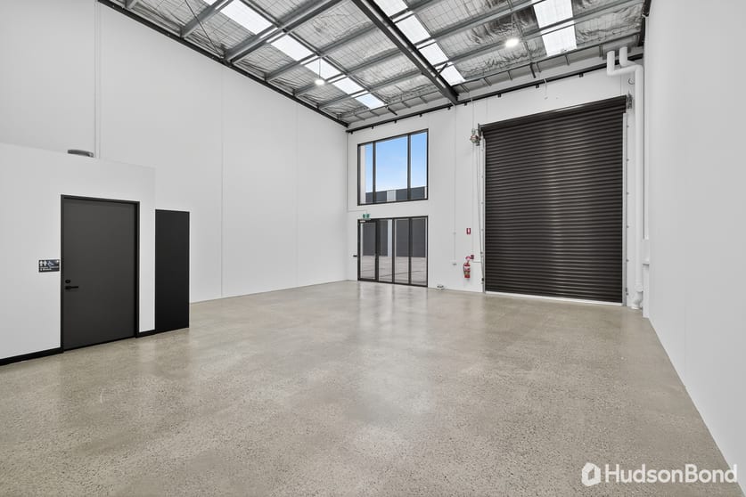 Click to view all images 6 Foundry Court Huntingdale VIC 3166 - Image 3