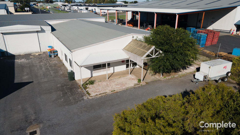 Click to view all images 15 FAIRLANE DRIVE Mount Gambier SA 5290 - Image 1