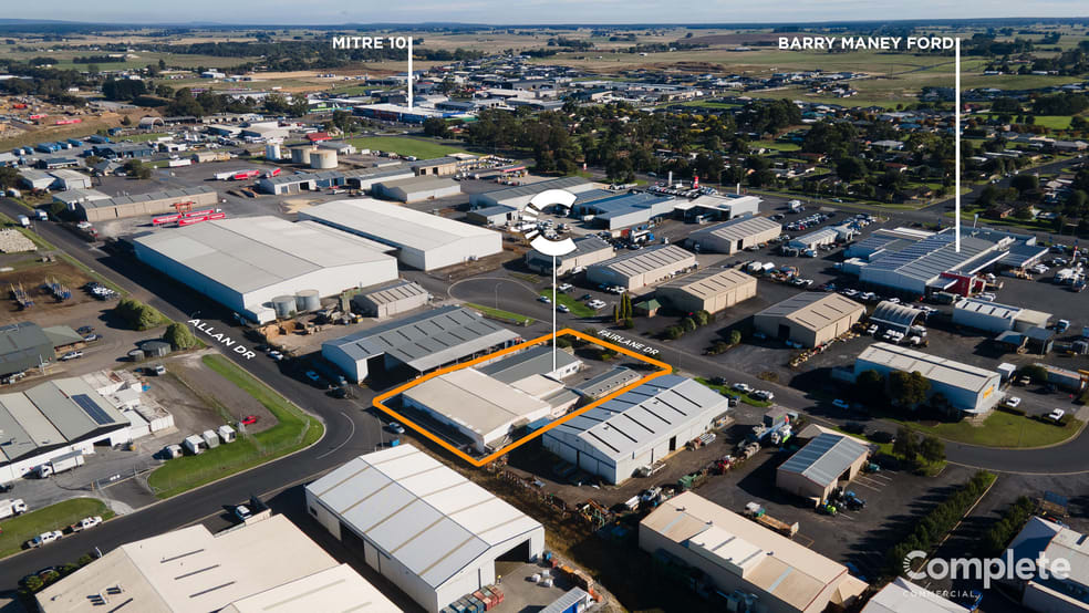 Click to view all images 15 FAIRLANE DRIVE Mount Gambier SA 5290 - Image 2