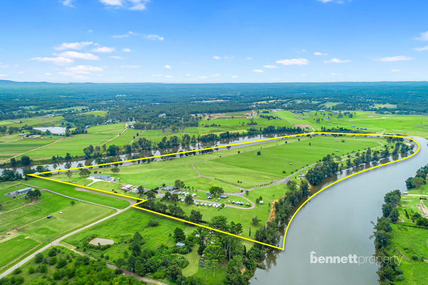 Click to view all images 190 Hall Street Pitt Town NSW 2756 - Image 3