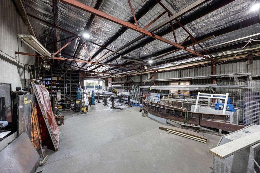 Click to view all images 18 Yalgar Road Kirrawee NSW 2232 - Image 2
