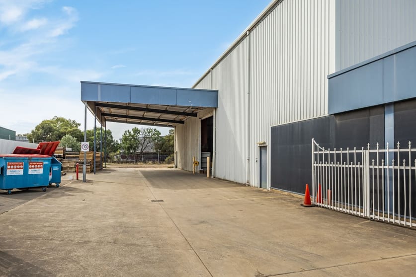 8 Lafitte Road Wingfield SA 5013 - Image 3