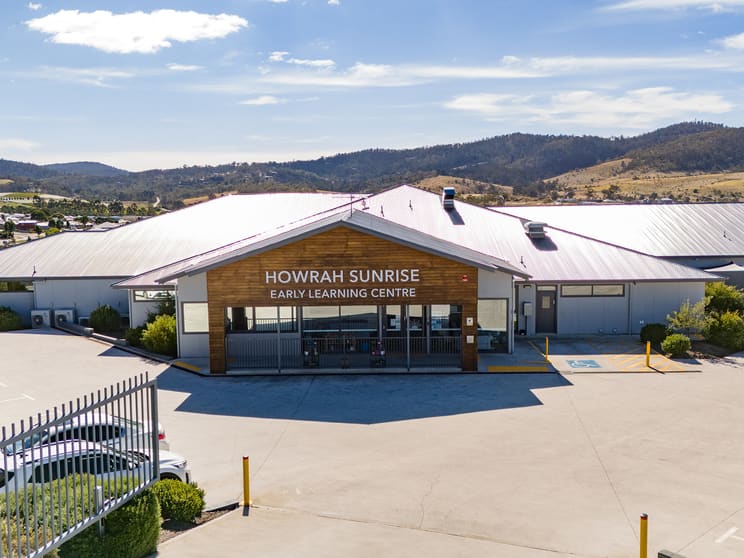 Click to view all images 10 Ploughman Road Howrah TAS 7018 - Image 2