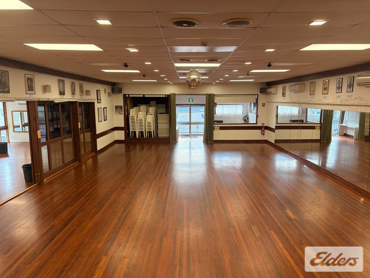Click to view all images 19 Lotus Street Woolloongabba QLD 4102 - Image 2