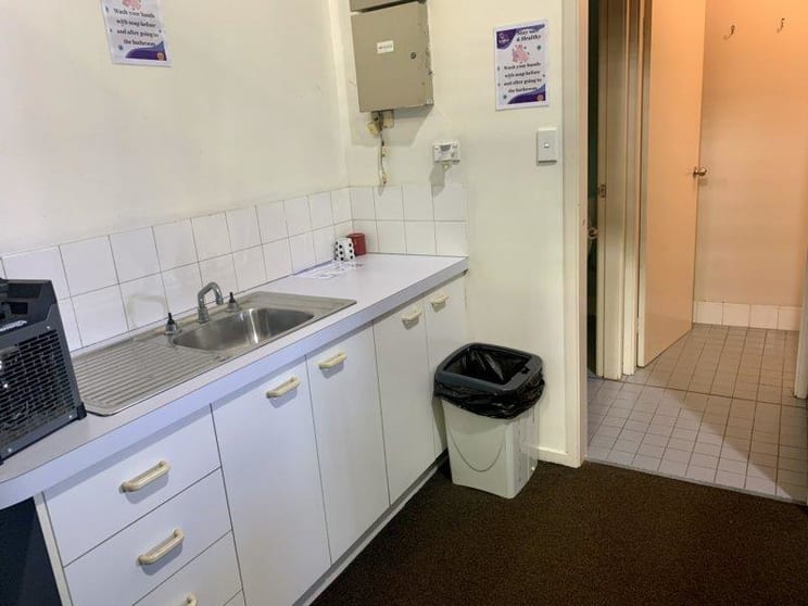 Click to view all images Unit 2/10 Bon-Mace Close Berkeley Vale NSW 2261 - Image 2