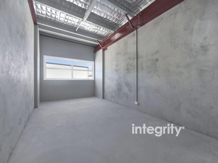 Click to view all images 6/20-24 Tom Thumb Avenue South Nowra NSW 2541 - Image 3