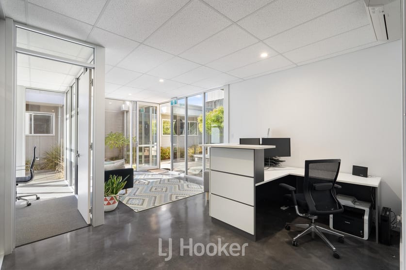 6/20 Faure Lane Dunsborough WA 6281 - Image 3