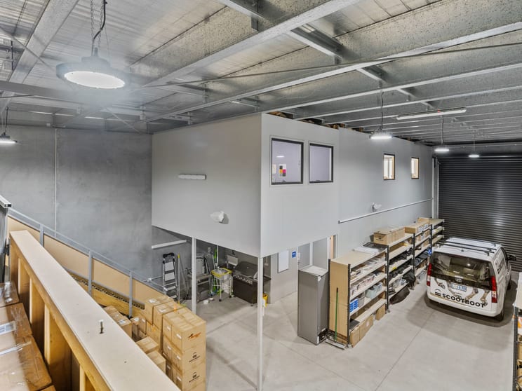 Unit 4/Unit 4, 205 Kennedy Drive Cambridge TAS 7170 - Image 2