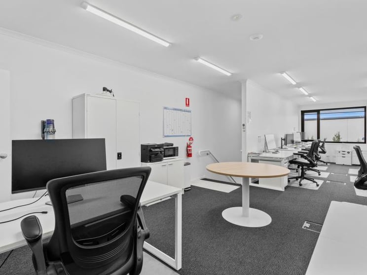 Click to view all images Unit 4, 205 Kennedy Drive Cambridge TAS 7170 - Image 3