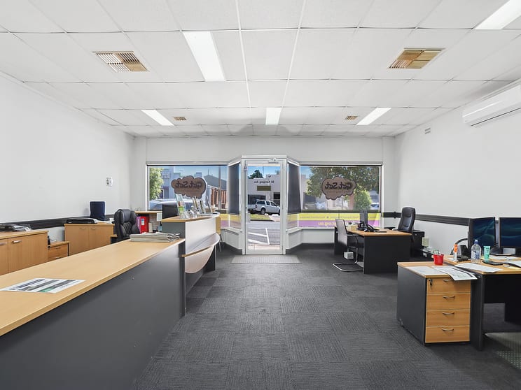58-60 Kurrajong Avenue Leeton NSW 2705 - Image 2