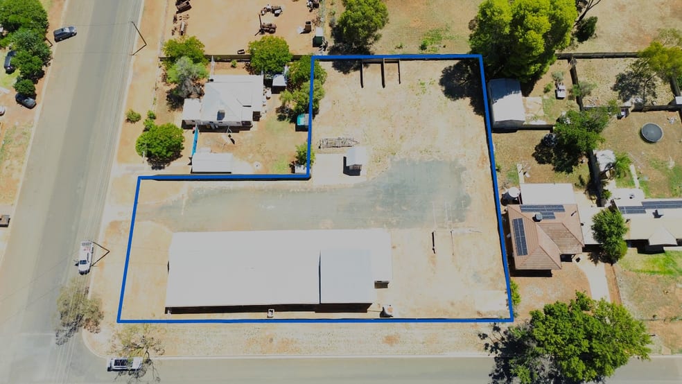 1 Holt St Lake Cargelligo NSW 2672 - Image 1