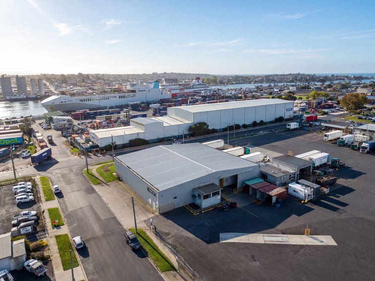Entire Property/95-105 Wright Street East Devonport TAS 7310 - Image 2