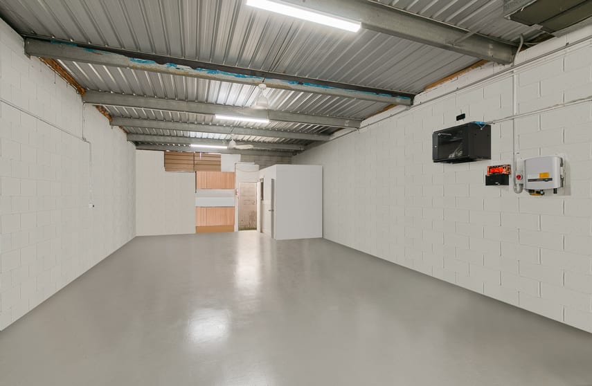 Click to view all images 16/48 Machinery Drive Tweed Heads South NSW 2486 - Image 3