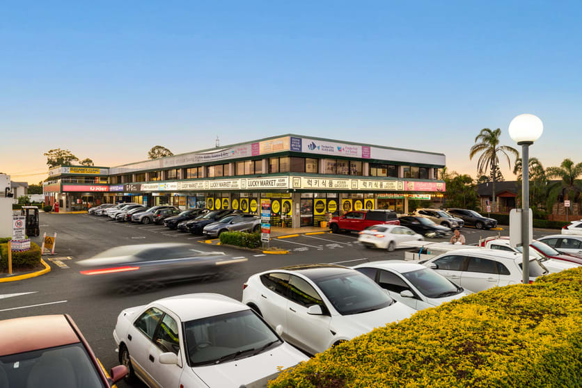 Click to view all images Eight Mile Plains Shopping Centre, 218 Padstow Road Eight Mile Plains QLD 4113 - Image 4