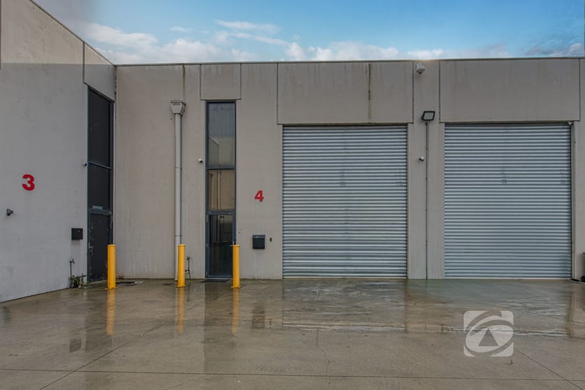 Click to view all images 4/29 Sharnet Circuit Pakenham VIC 3810 - Image 1