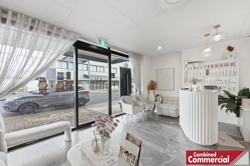 Click to view all images 2/346 Camden Valley Way Narellan NSW 2567 - Image 3
