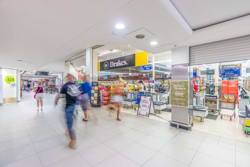 Click to view all images 4 Southport-Nerang Road Ashmore QLD 4214 - Image 4