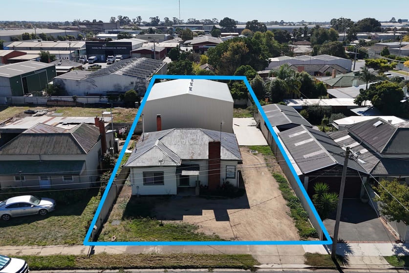 Click to view all images 41 Williams Road Shepparton VIC 3630 - Image 2