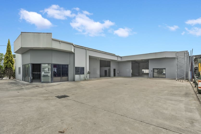 Click to view all images 1/14 Biondi Crescent Beerwah QLD 4519 - Image 2