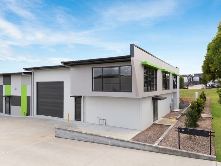 Unit 1/4 Prosperity Close Morisset NSW 2264 - Image 1
