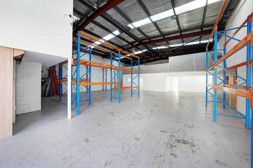 Click to view all images 4/23 Peachtree Road Penrith NSW 2750 - Image 2