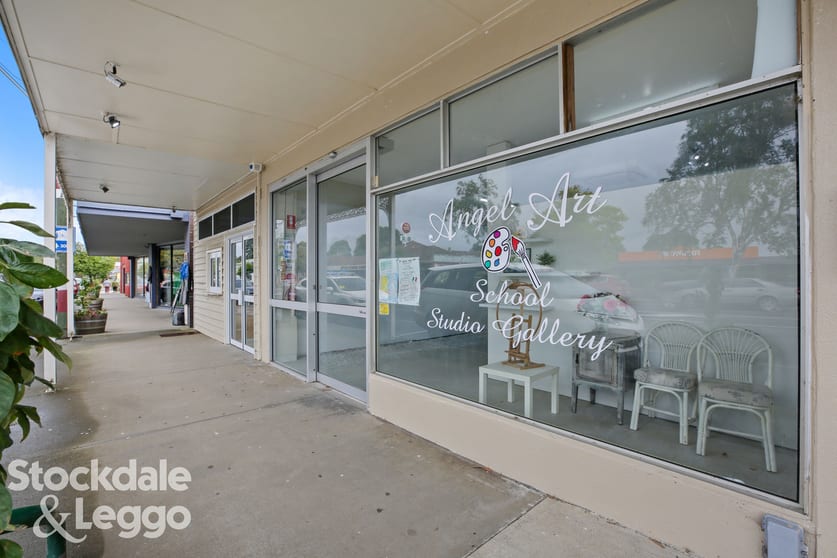 Click to view all images 2/75 Ridgway Mirboo North VIC 3871 - Image 1
