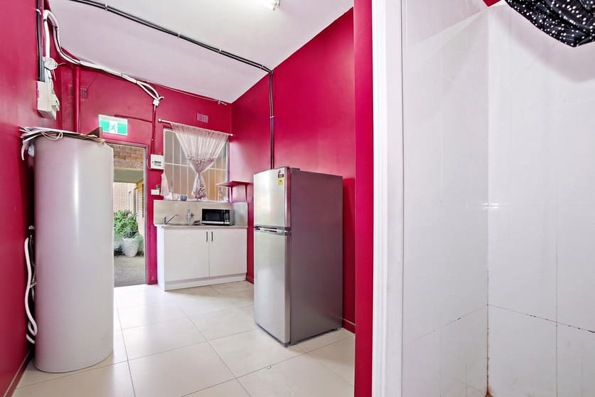 Click to view all images 10/2-8 Knox Street Belmore NSW 2192 - Image 3