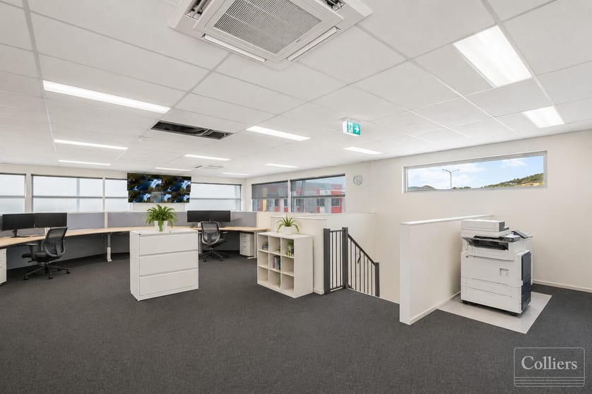 3/547 Woolcock Street Mount Louisa QLD 4814 - Image 2