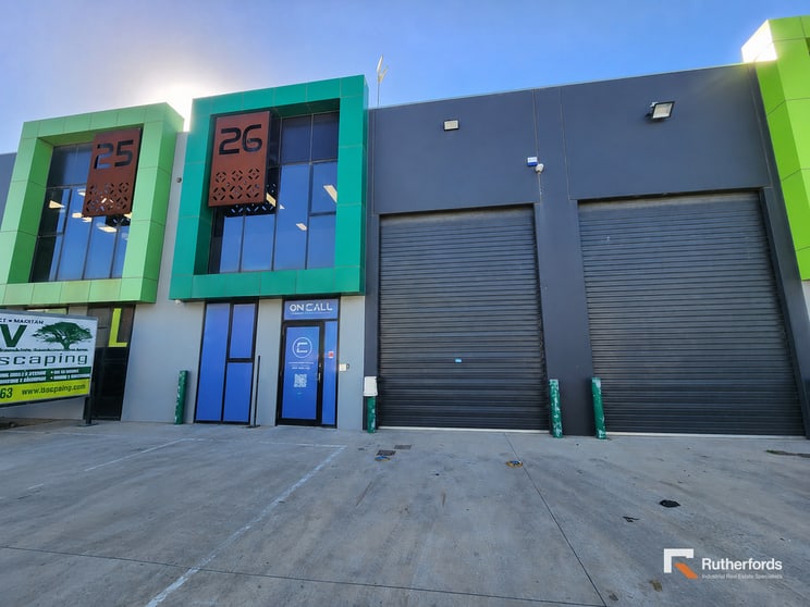Click to view all images 26/27 Graystone Court Epping VIC 3076 - Image 1