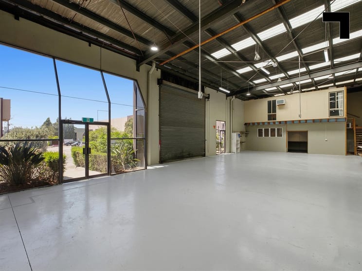 Click to view all images 6/17-25 Kinder Street Campbellfield VIC 3061 - Image 2