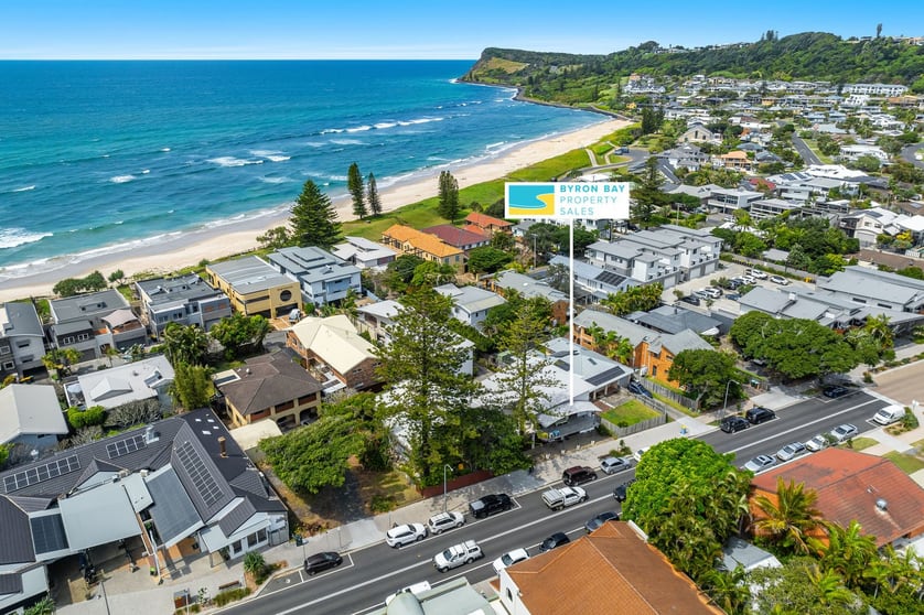 Click to view all images 57 Ballina Street Lennox Head NSW 2478 - Image 1