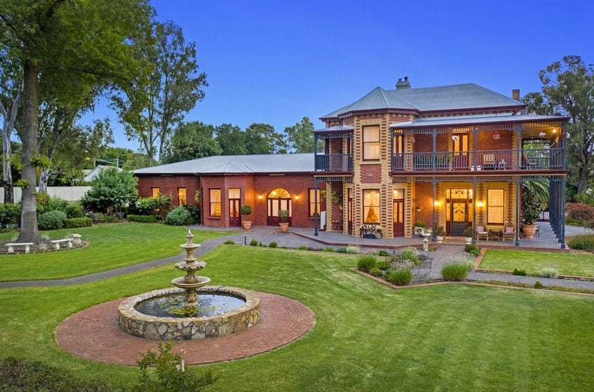 Click to view all images 111 High Street Yea VIC 3717 - Image 1
