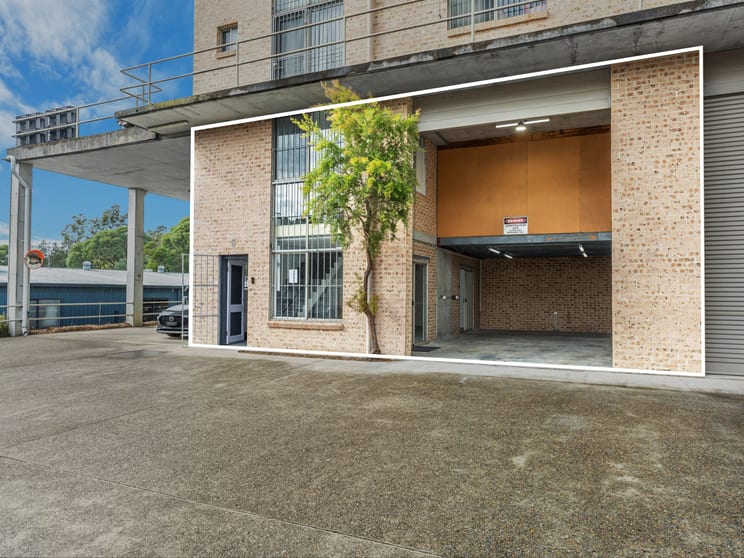 Click to view all images 5/3 Marina Close Mount Kuring-gai NSW 2080 - Image 1