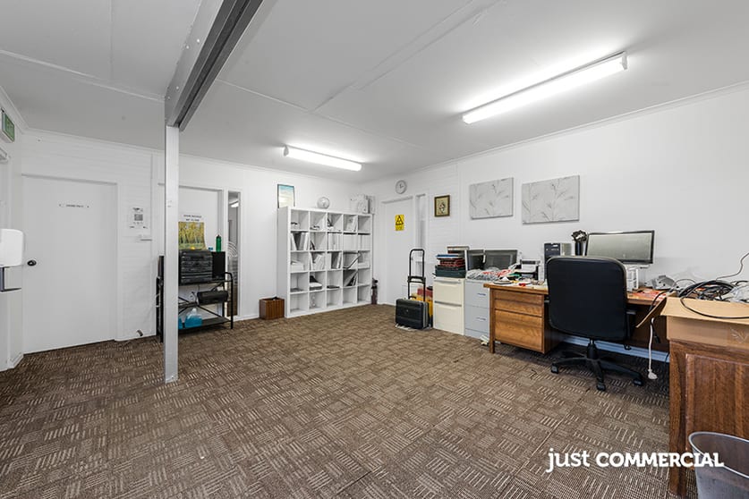 Unit 15/477 Warrigal Road Moorabbin VIC 3189 - Image 3