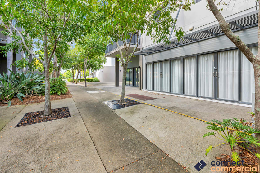 Click to view all images 7/2 Acacia Court Robina QLD 4226 - Image 2