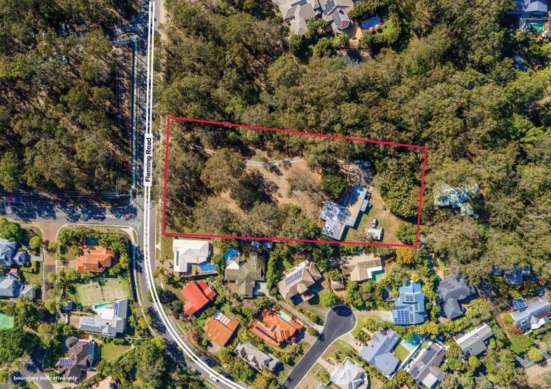 Click to view all images 70 Fleming Road Chapel Hill QLD 4069 - Image 3