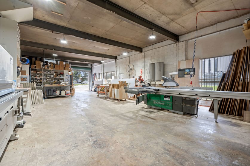 Click to view all images 1/18 Shropshire Street Queanbeyan East NSW 2620 - Image 3