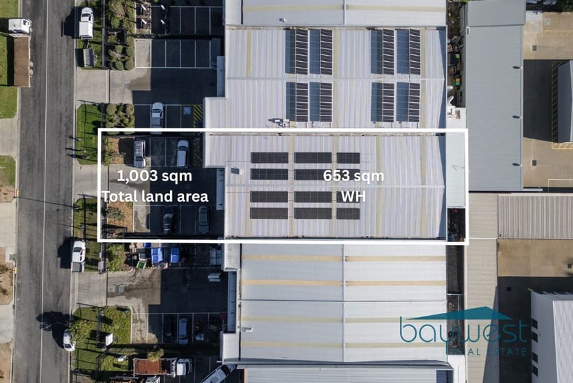 Click to view all images 1/10 Suffolk Street Rosebud VIC 3939 - Image 2