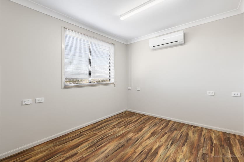 1/5-7 Yarra Lane Rockville QLD 4350 - Image 3