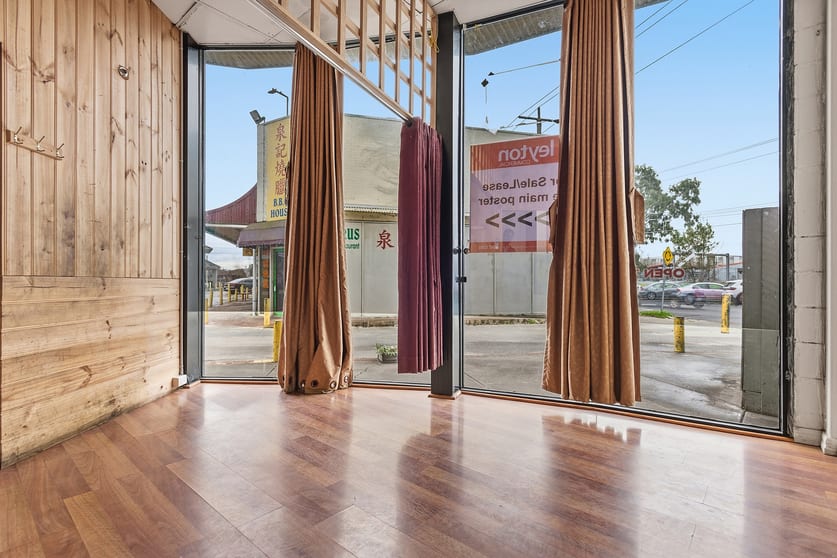 Click to view all images 12/22-38 Queens Avenue Springvale VIC 3171 - Image 3