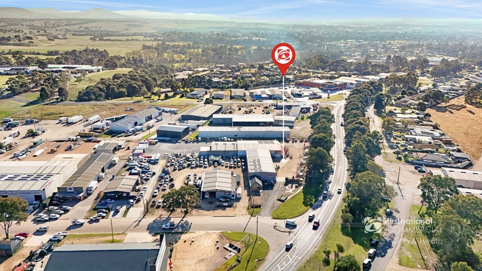 Click to view all images 696 Main Street Bairnsdale VIC 3875 - Image 3