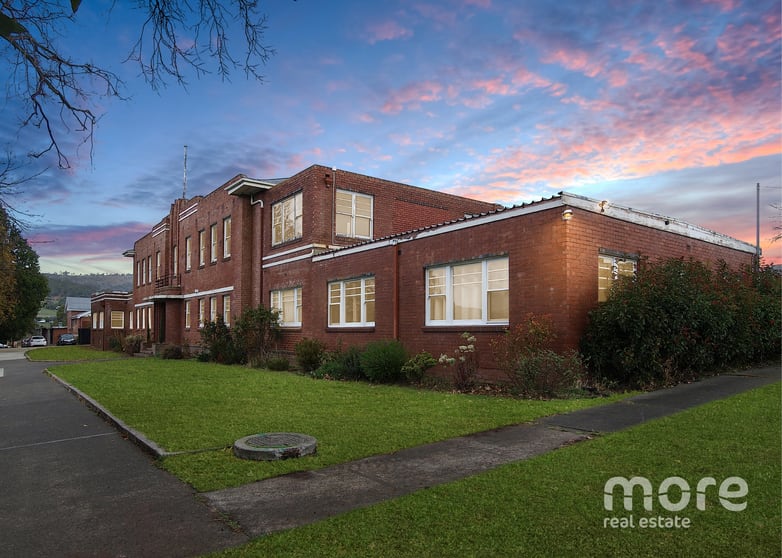 Click to view all images 9 The Avenue New Norfolk TAS 7140 - Image 1