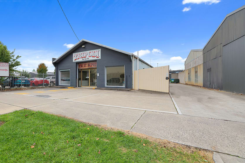 Click to view all images Lots 1-3 Deakin Street Traralgon VIC 3844 - Image 3
