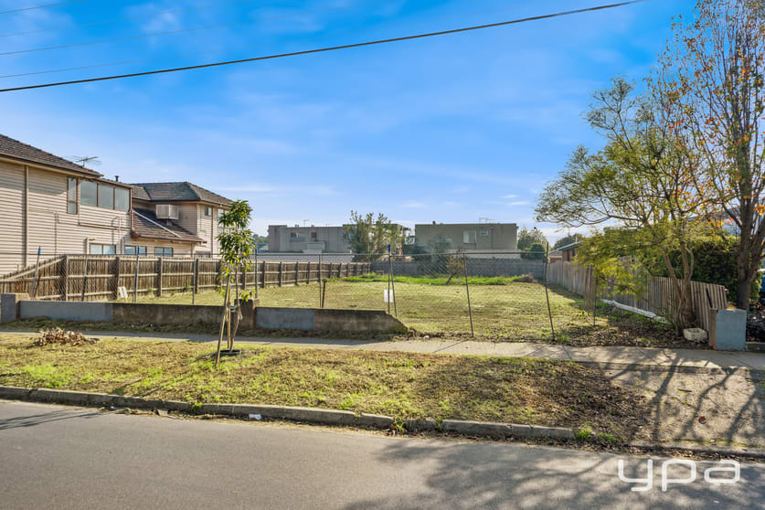 Click to view all images 17 Princes Highway Werribee VIC 3030 - Image 3