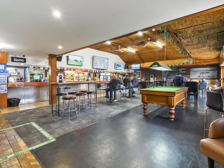 Click to view all images 2-6 Penna Road Midway Point TAS 7171 - Image 2