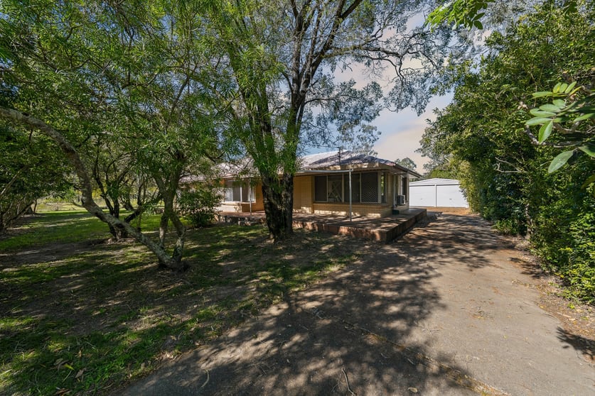 Click to view all images 194 Bribie Island Road Caboolture QLD 4510 - Image 3