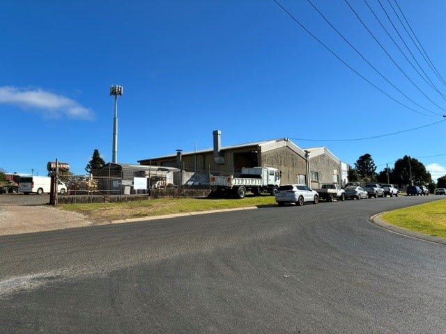 Click to view all images 37 to 41 Vanity Toowoomba QLD 4350 - Image 1