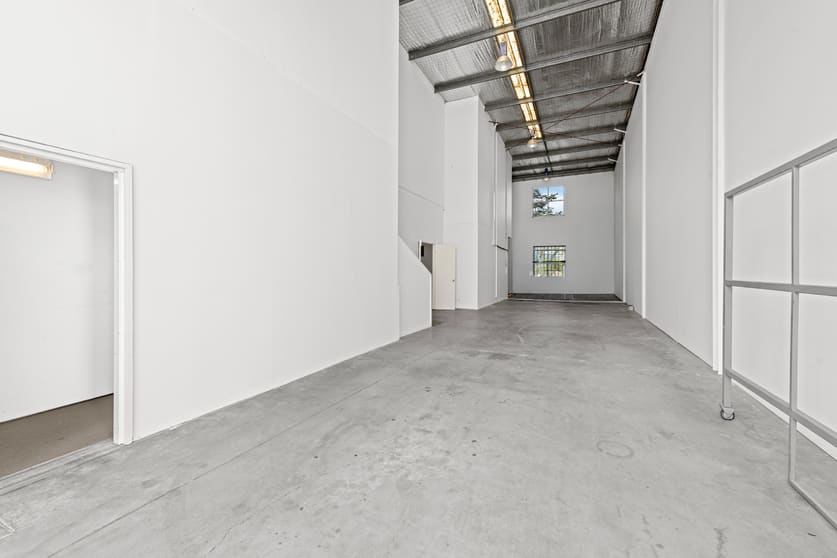 Click to view all images 8/31 Thompson Street Bowen Hills QLD 4006 - Image 3