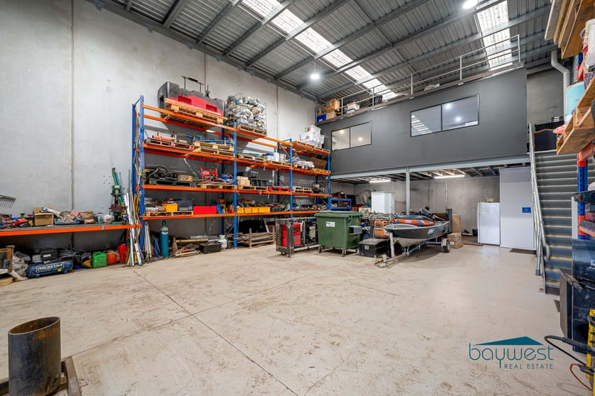 Click to view all images 3/7 Thamer Street Rosebud VIC 3939 - Image 3