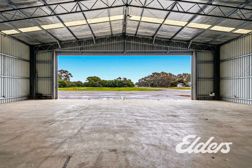 Click to view all images 12 John Duigan Drive Yarrawonga VIC 3730 - Image 2